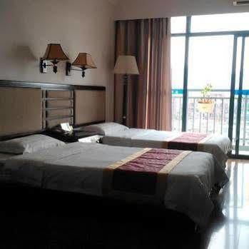 Green Bamboo Hotel Guilin Exterior photo